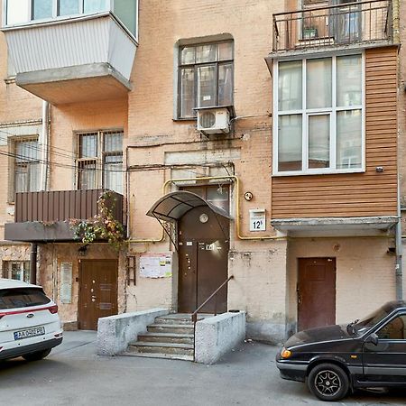 S12-58 MODERN APARTHOTEL WITH TWO 2BEDROOMS IN CENTRAL KIEV - BESSARABSKA SQUERE - GULLIVER MALL - OLYMPIC STADIUM - PALACE OF SPORTS - Saksahanskoho St, 12Б Bagian luar foto