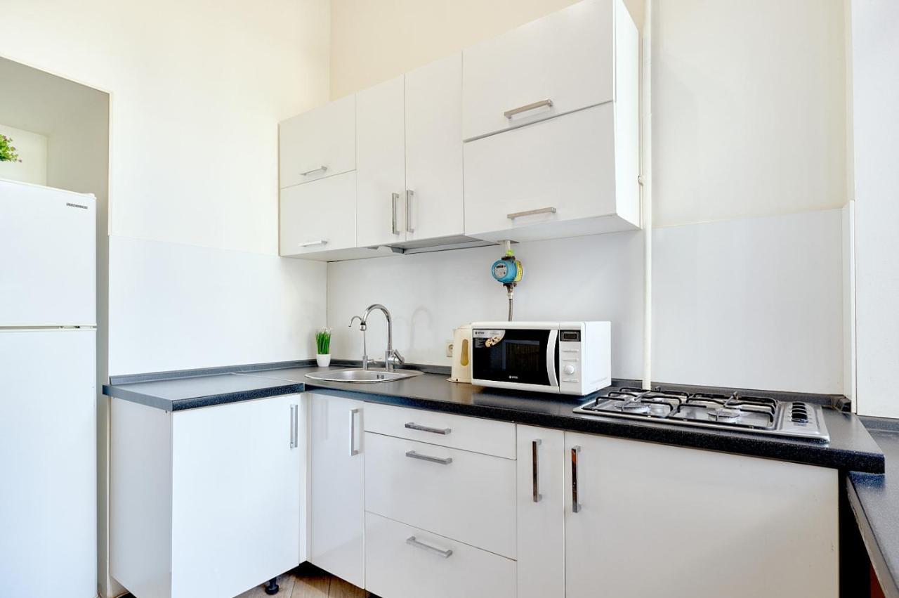 S12-58 MODERN APARTHOTEL WITH TWO 2BEDROOMS IN CENTRAL KIEV - BESSARABSKA SQUERE - GULLIVER MALL - OLYMPIC STADIUM - PALACE OF SPORTS - Saksahanskoho St, 12Б Bagian luar foto